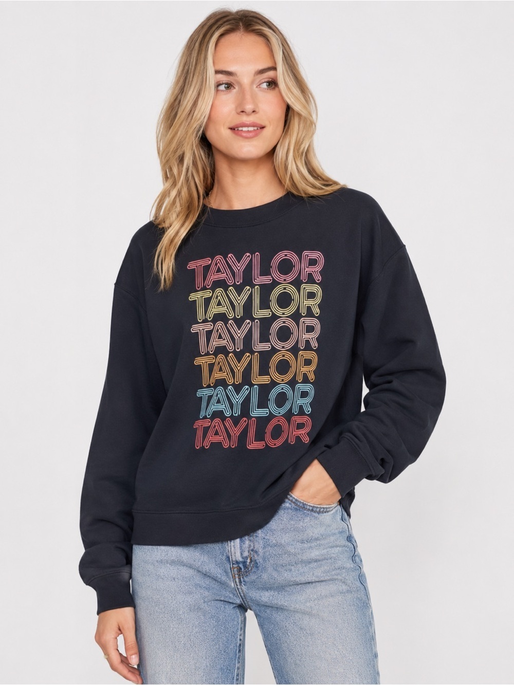 Gildan “Taylor” Black Sweatshirt Size S